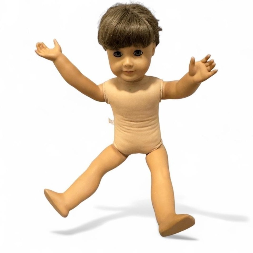 American Girl 18" Doll Brown Eyes Dark Brown Hair Bangs Pleasant Company Nude AG